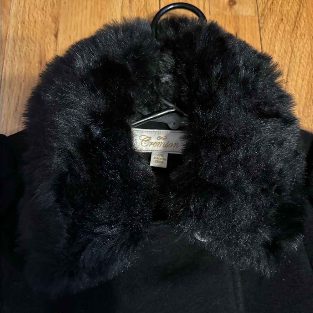 Cremson Coat - Picture 2 of 2